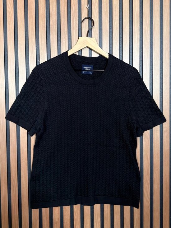 Abercrombie & Fitch Other - Abercrombie & Fitch Knit Shirt Small Mens Black Short Sleeve Textured